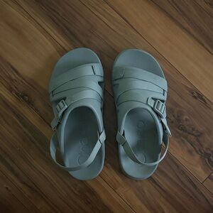 Women’s Chacos Used Size 8